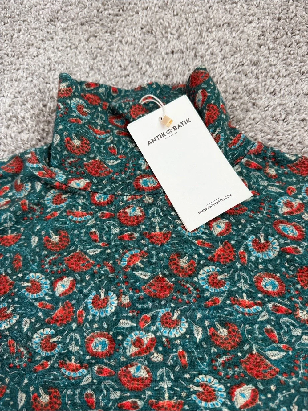 Antik Batik Green and Red Floral Set